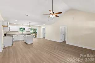 1433 Mack Dr, McConnells, SC 29726 - Photo 7