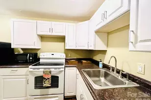 161 Melrose Ave, Tryon, NC 28782 - Photo 7