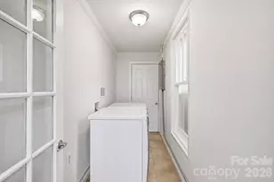 209 Grandin Rd, Charlotte, NC 28208 - Photo 17