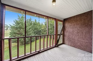 25 Central Ave, Granite Falls, NC 28630 - Photo 23