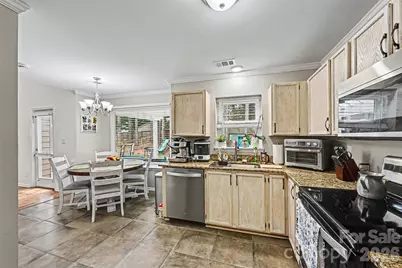 7602 Wynstone Ridge Circle, Huntersville, NC 28078 - Photo 11