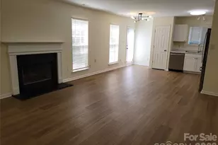 8012 Sheckler Ln, Matthews, NC 28104 - Photo 3