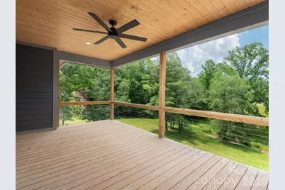 105 Sheila Wynne Drive, Hendersonville, NC 28732 - Photo 19