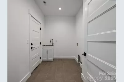 105 Sheila Wynne Drive, Hendersonville, NC 28732 - Photo 33