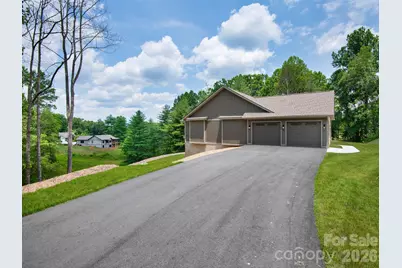 105 Sheila Wynne Drive, Hendersonville, NC 28732 - Photo 35