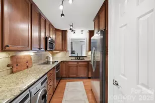 510 N Poplar St, Charlotte, NC 28202 - Photo 11