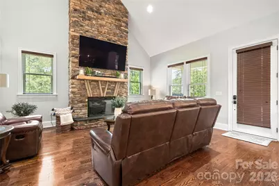 4306 Rolling Acres Road, Charlotte, NC 28213 - Photo 15