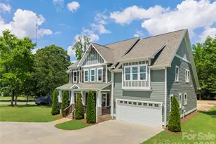 4306 Rolling Acres Rd, Charlotte, NC 28213 - Photo 5