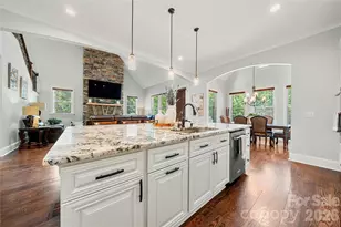 4306 Rolling Acres Rd, Charlotte, NC 28213 - Photo 23