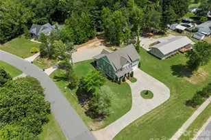 4306 Rolling Acres Rd, Charlotte, NC 28213 - Photo 3