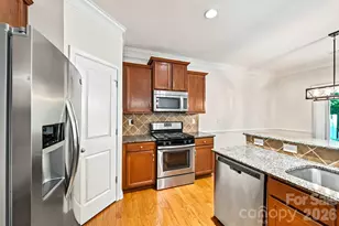 3922 Northerly Island Ct, Gastonia, NC 28056 - Photo 11