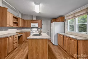 260 Divide Loop, Flat Rock, NC 28731 - Photo 5