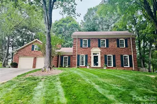 516 Eastville Ct, Matthews, NC 28105 - Photo 1
