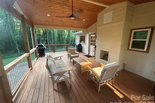 10 Oakwood Dr, Weaverville, NC 28787 - Photo 9