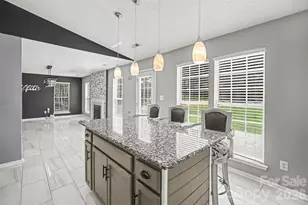 1131 Morning Glory Dr, Charlotte, NC 28262 - Photo 11