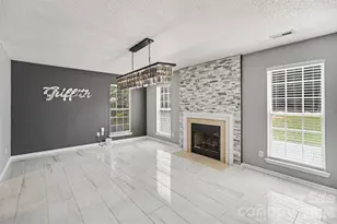 1131 Morning Glory Dr, Charlotte, NC 28262 - Photo 7
