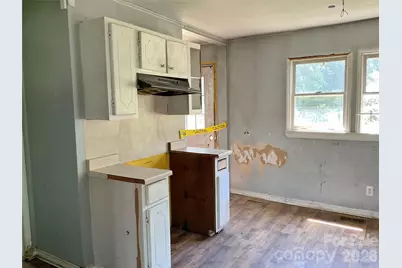 1024 Catawba Street, Lincolnton, NC 28092 - Photo 13