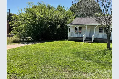 1024 Catawba Street, Lincolnton, NC 28092 - Photo 3