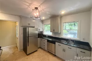 526 W Kingston Ave, Charlotte, NC 28203 - Photo 5