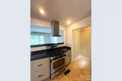 526 W Kingston Avenue, Charlotte, NC 28203 - Photo 7