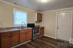 730 Taylor St, Lancaster, SC 29720 - Photo 5