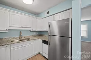 2630 Park Rd, Charlotte, NC 28209 - Photo 11