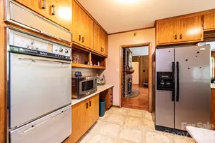 1807 5th St NW, Hickory, NC 28601 - Photo 31