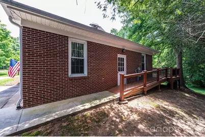 1807 5th Street NW, Hickory, NC 28601 - Photo 7