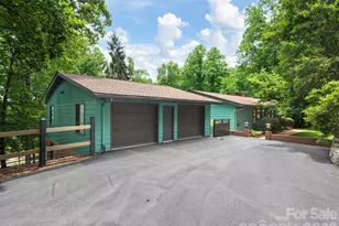 65 Cliff Dr, Laurel Park, NC 28739 - Photo 7
