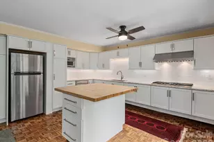 65 Cliff Dr, Laurel Park, NC 28739 - Photo 27