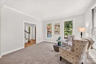 6912 Foxglove Drive, Charlotte, NC 28226 - Photo 5