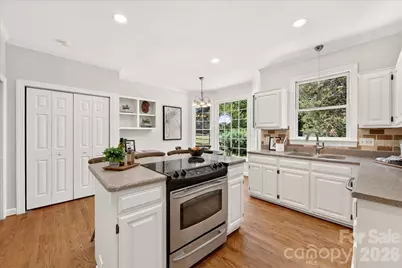 6912 Foxglove Drive, Charlotte, NC 28226 - Photo 19