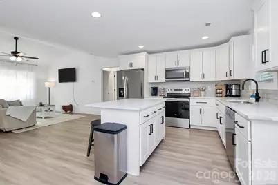 309 Oakdale Avenue, Kannapolis, NC 28083 - Photo 7
