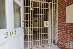 203 W Liberty St, York, SC 29745 - Photo 15