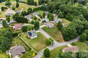 3 Bombay Ct, Candler, NC 28715 - Photo 31