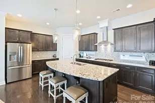 4913 Providence Country Club Dr, Charlotte, NC 28277 - Photo 23