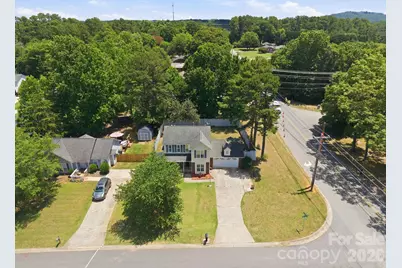 2498 Hawk Ridge Drive, Gastonia, NC 28056 - Photo 17