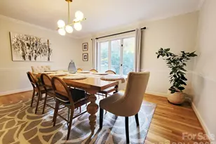 305 E Sondley Dr, Asheville, NC 28805 - Photo 9