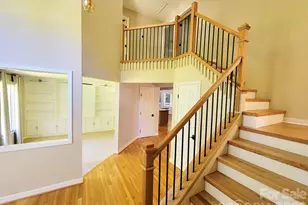 305 E Sondley Dr, Asheville, NC 28805 - Photo 11