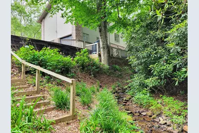 305 E Sondley Drive, Asheville, NC 28805 - Photo 23