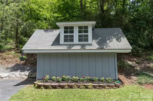 45 Mountain View Ave, Black Mountain, NC 28711 - Photo 47