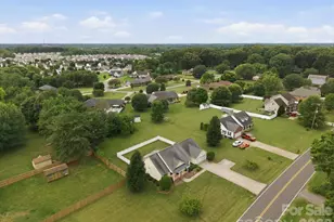 210 Jane Sowers Rd, Statesville, NC 28625 - Photo 33