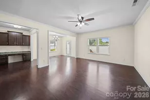 447 Tayberry Ln, Fort Mill, SC 29715 - Photo 9