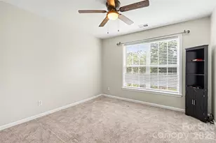 8021 Pelorus Ln, Charlotte, NC 28269 - Photo 15