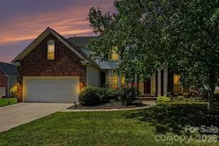8021 Pelorus Ln, Charlotte, NC 28269 - Photo 1