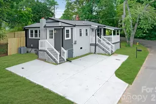 304 S Derby Ave, Newton, NC 28658 - Photo 1