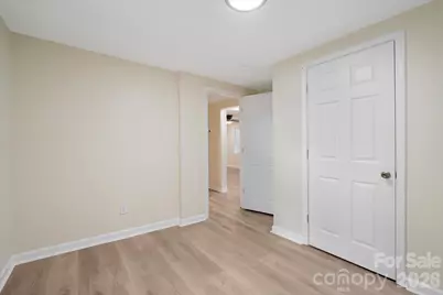 304 S Derby Avenue, Newton, NC 28658 - Photo 25