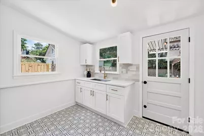 1924 Bentley Place, Charlotte, NC 28205 - Photo 17