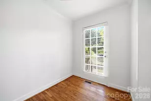 1833 Jameston Dr, Charlotte, NC 28209 - Photo 9