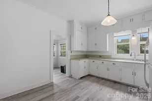 315 W Blakeney St, Pageland, SC 29728 - Photo 7